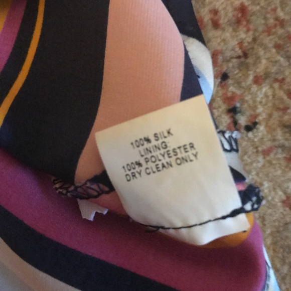 Like new Jennifer Reale belted blouse - Picture 4 of 4